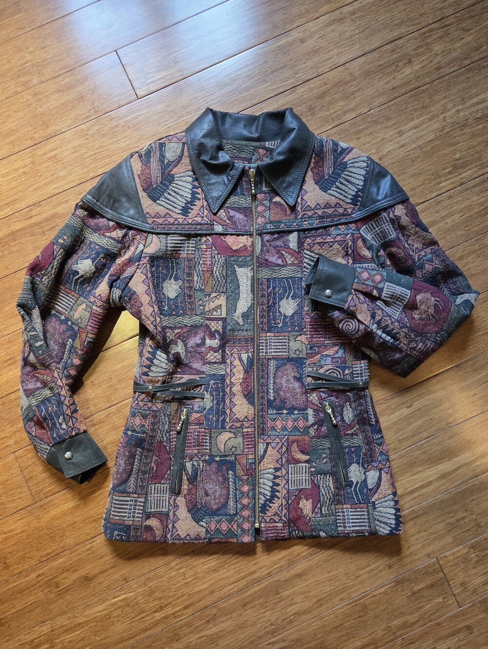 Vintage Southwestern Tapestry Jacket Coat Leather Trim Western Boho Ranchwear S